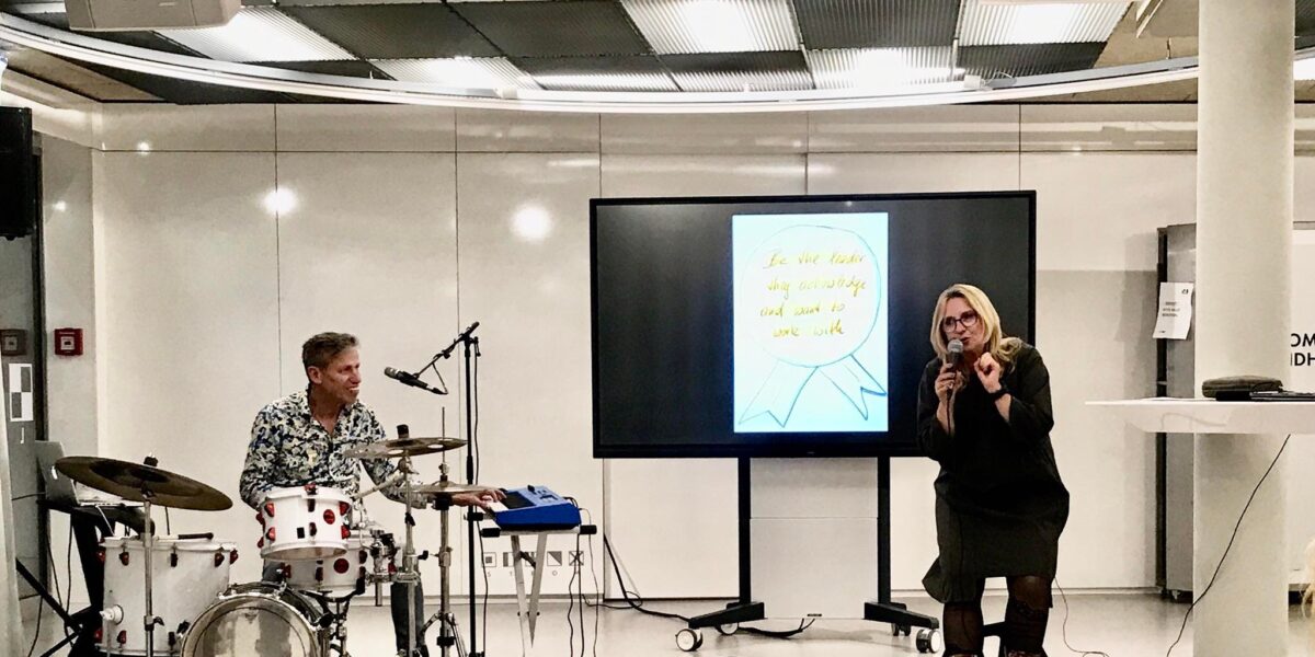 Keynote: The Curious Leader – meaningful conversations on Leadership